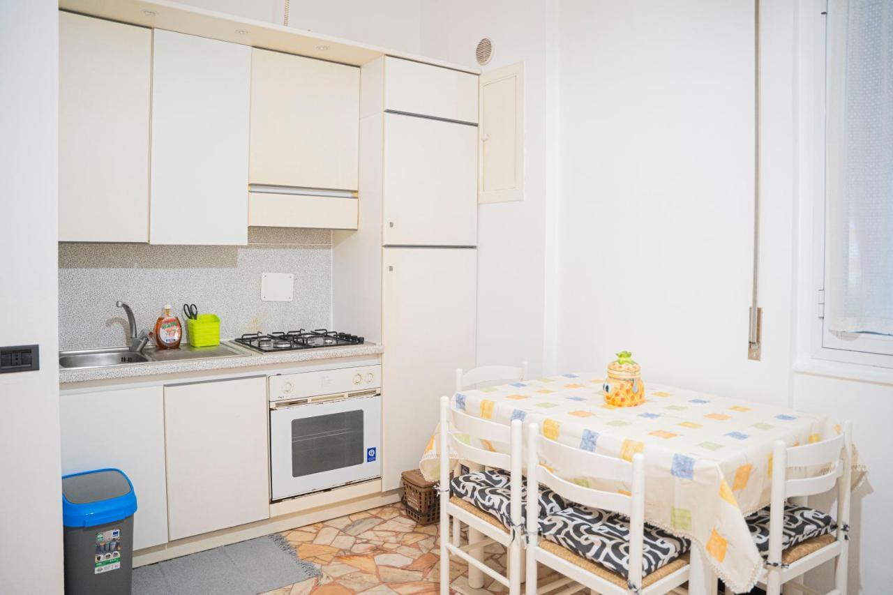 039 - Casa Residenziale A Lavagna A 5 Minuti Dal Mare Lägenhet Exteriör bild